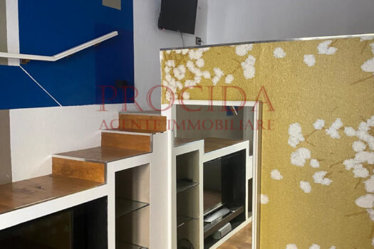 BILOCALE CON GRAZIOSO SPAZIO ESTERNO