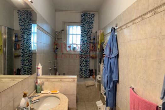 QUADRILOCALE CON VERANDA E GARAGE