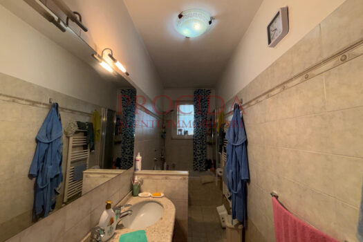 QUADRILOCALE CON VERANDA E GARAGE