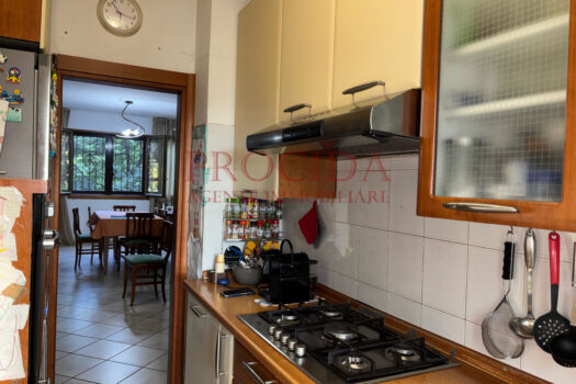 QUADRILOCALE CON VERANDA E GARAGE