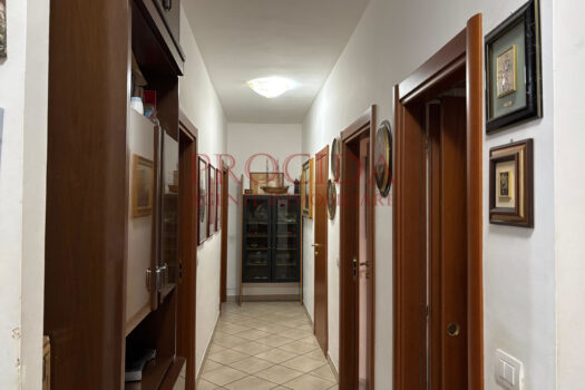 QUADRILOCALE CON VERANDA E GARAGE