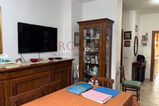 QUADRILOCALE CON VERANDA E GARAGE